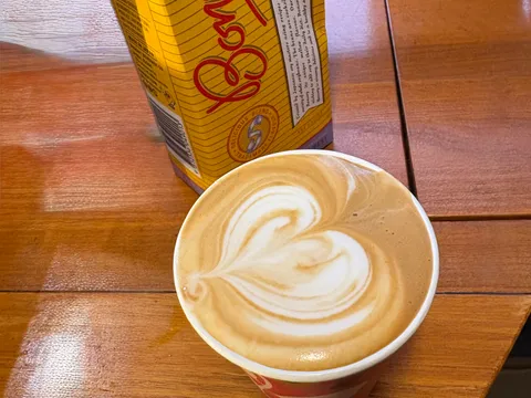 latte from Della & dottie