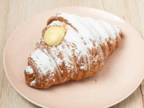 Vanilla custard croissant from Della & dottie