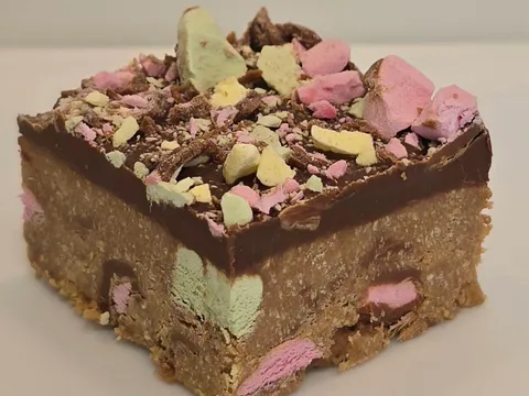 Clinker Slice from Fridge on Hicks