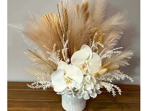 Weberflorals in leonay, NSW