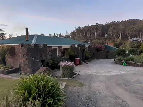 Chateaux Hamilton Hayes in Underwood, TAS